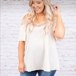Chic Soul size 3XL blush colored blouse